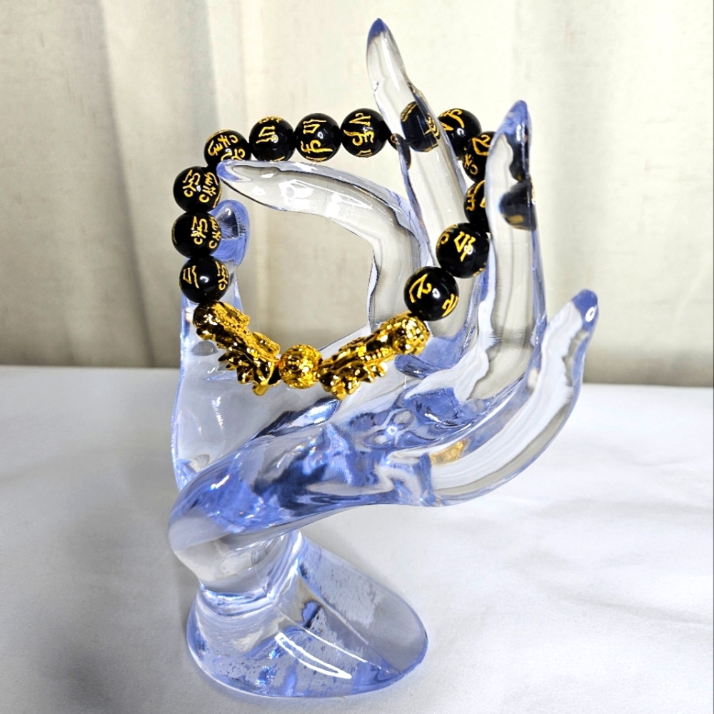 Feng Shui black and Gold Beaded Bracelet